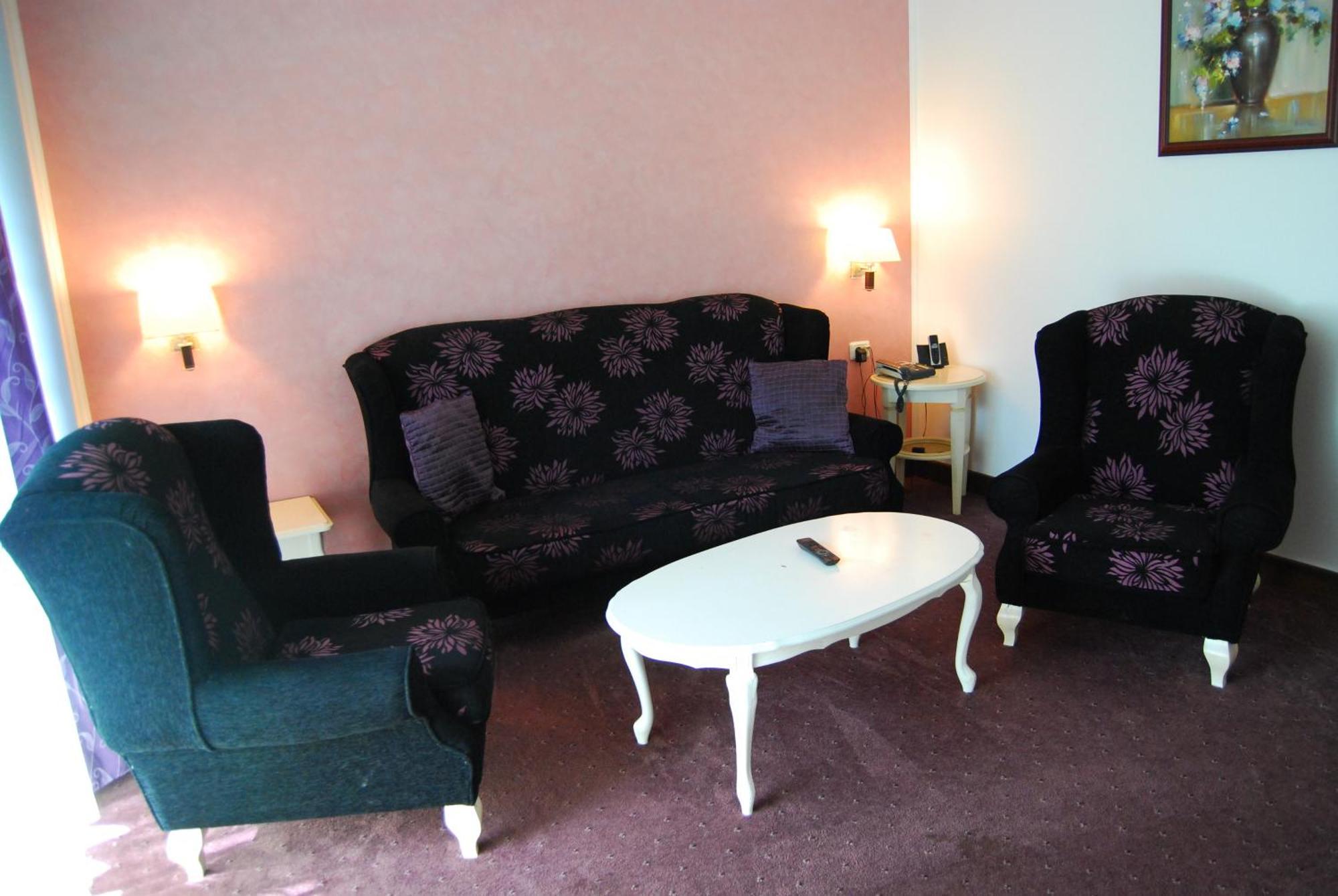 Hotel Zodiac Constanta Bagian luar foto